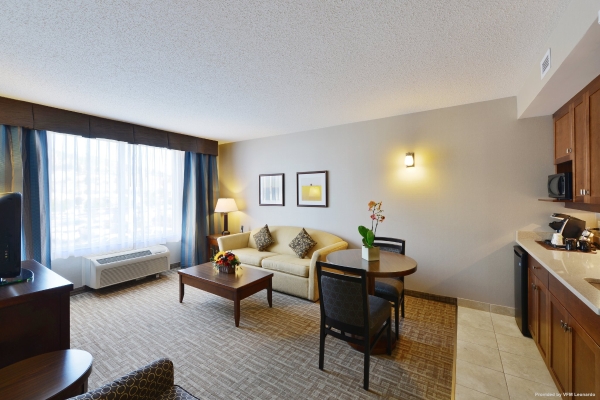 Kanata Kelowna Hotel And Conference Centre